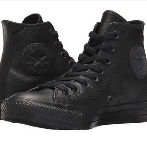 Chuck Taylor High Top Converse in Black Leather